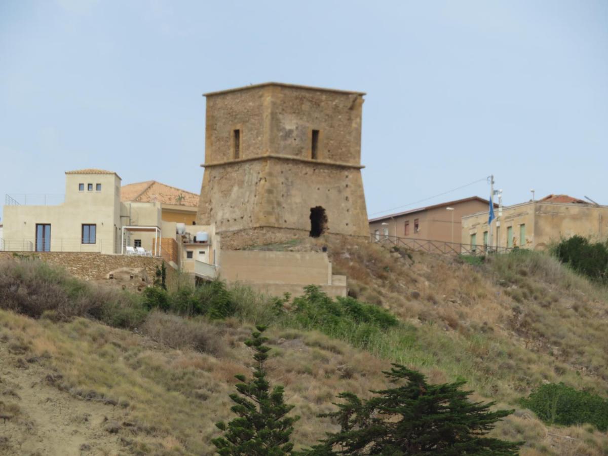 Case Barrera Porto Palo Extérieur photo