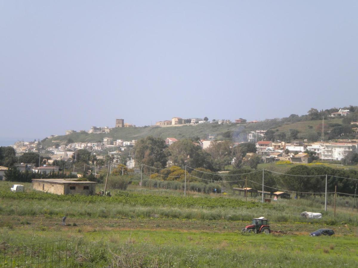 Case Barrera Porto Palo Extérieur photo