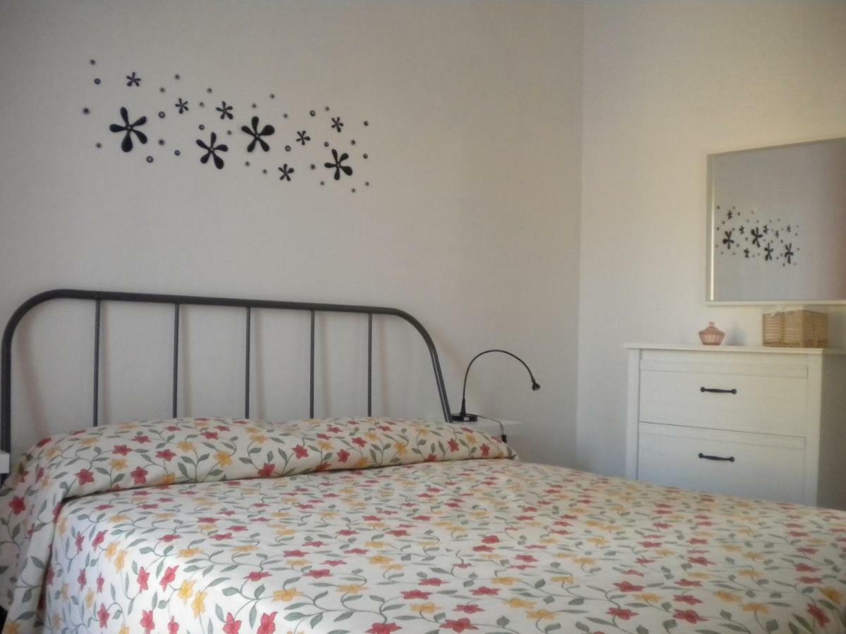 Case Barrera Porto Palo Extérieur photo
